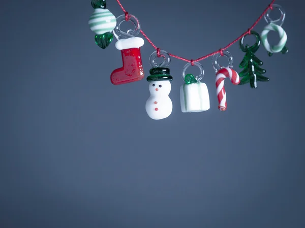 Χριστουγεννιάτικα διακοσμητικά από γυαλί, αντίγραφο χώρου — Φωτογραφία Αρχείου