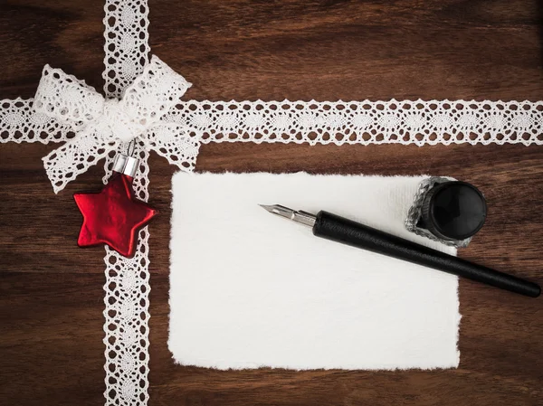 Karácsony, cace, karácsonyi kártya, tollszár és inkwell, másol hely — Stock Fotó