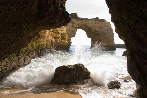 Barlavento, View of coast cliffs, splashing waves — Stock Photo, Image