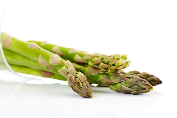 Un mucchio di asparagi verdi — Foto Stock