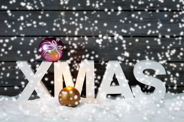 Großbuchstaben bilden das Wort Weihnachten — Stockfoto