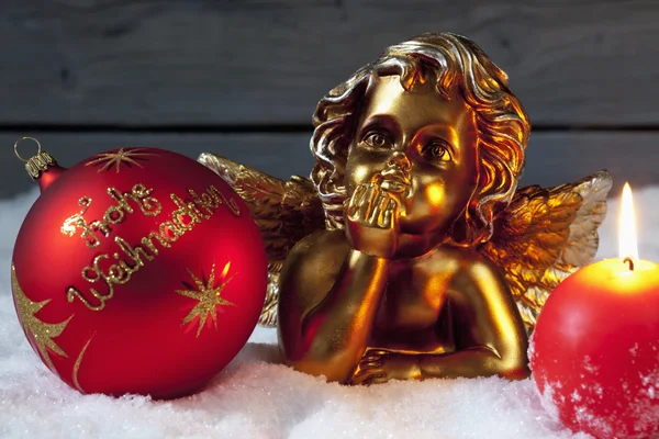 Jul-lampa och gyllene putto — Stockfoto