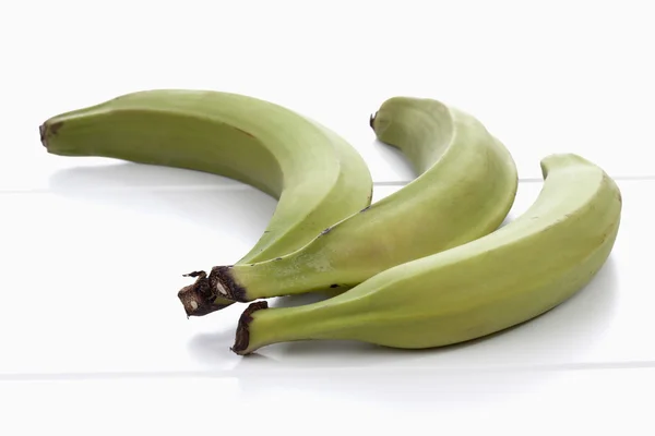 Tres plátanos verdes —  Fotos de Stock