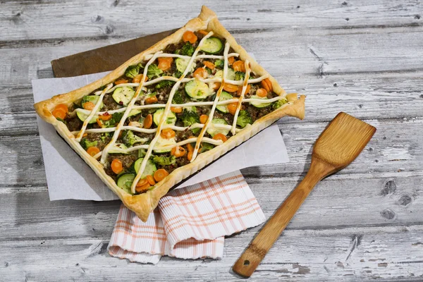 Tarte con carne picada y verduras — Foto de Stock