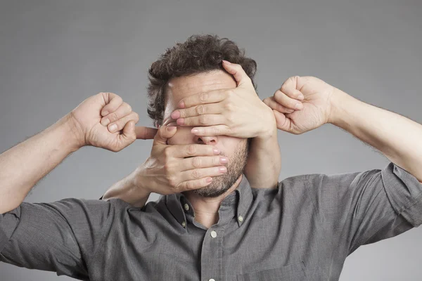 Homem não ver não ouvir não dizer nada — Fotografia de Stock