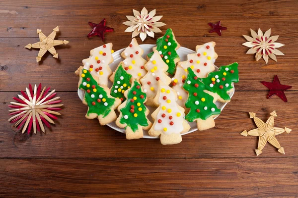 Різдвяна тарілка, різдвяне печиво , — стокове фото
