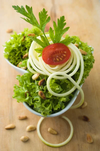 Petite salade de laitue — Photo