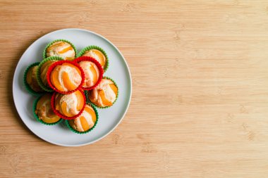 Ev Madeleine kurabiye yaptım.