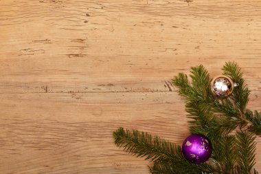 Köknar dal ve baubles