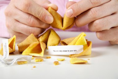 Fal kurabiyesi adamla