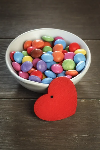 Cuenco con elegancia, forma de corazón —  Fotos de Stock