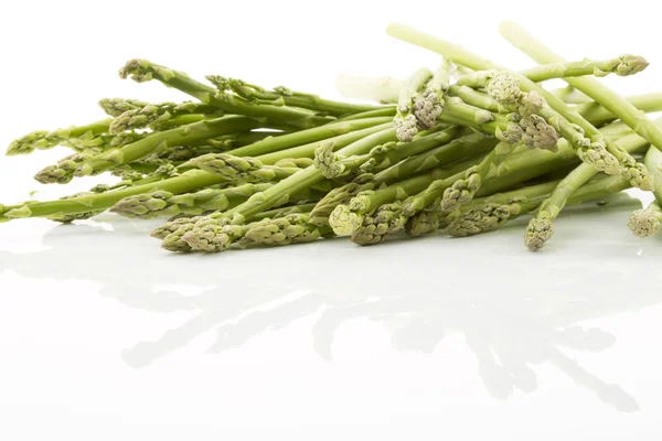 Mucchio di asparagi verdi — Foto Stock