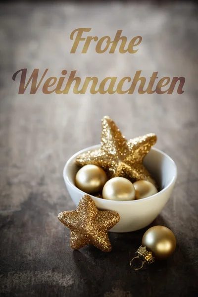 Goldene Weihnachtsdekoration — Stockfoto