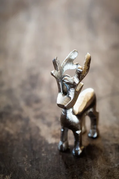 Estatueta brilhante rena — Fotografia de Stock
