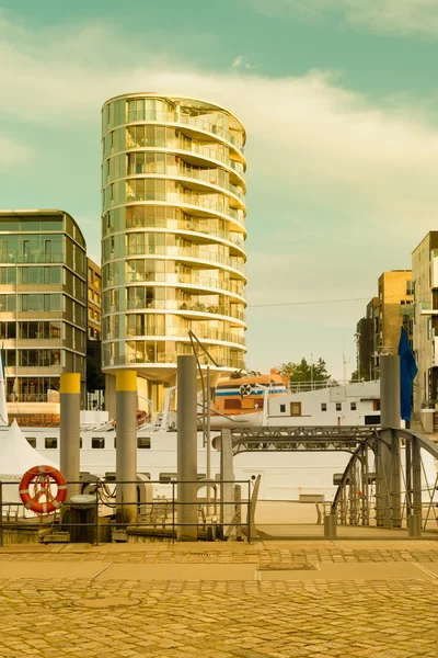 Alemanha, Hamburgo, vista sobre o novo distrito Hafencity — Fotografia de Stock