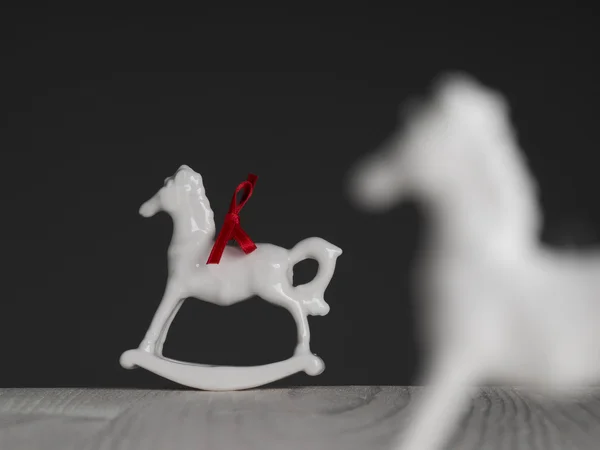 Decoração de Natal, cavalos de balanço — Fotografia de Stock