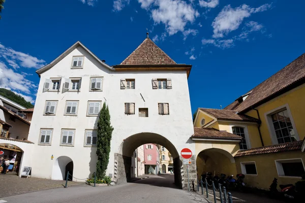 Vinschgauer Tor in Meran — Stockfoto