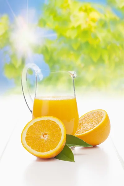 Frische halbierte Orangen — Stockfoto