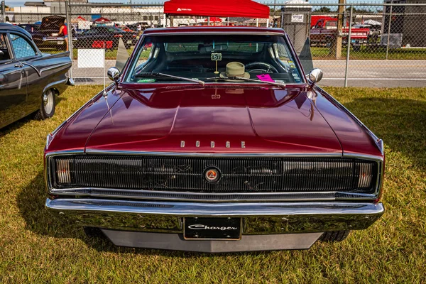 Daytona Beach Listopada 2020 1967 Dodge Charger Hardtop Coupe Lokalnym — Zdjęcie stockowe