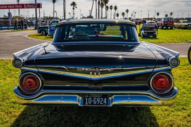 Daytona Plajı, FL - 27 Kasım 1957 Ford Fairlane 500 Yerel bir araba fuarında.