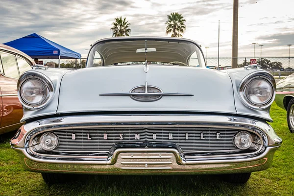 Daytona Beach 2020 November 1957 Oldsmobile Super Holiday Hard Top — Stock Fotó