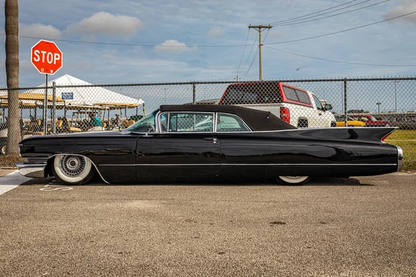 Daytona Beach Listopadu 2020 1960 Cadillac Series Kabriolet Místním Autosalonu — Stock fotografie