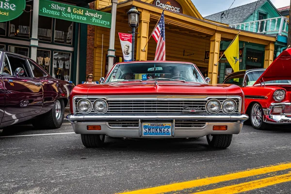 Вирджиния Северная Каролина Июля 2021 1966 Chevrolet Custom Местном Автосалоне — стоковое фото