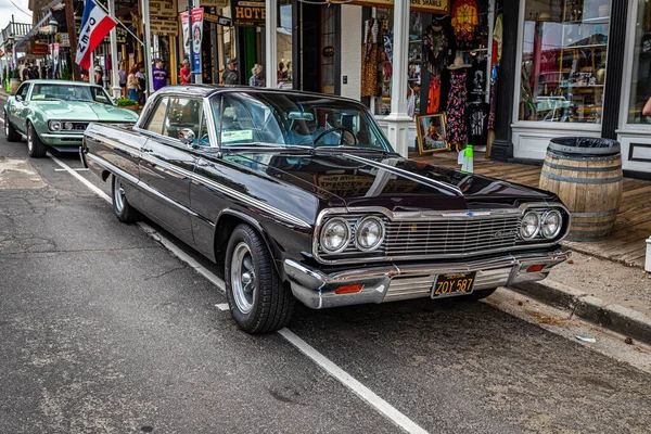 Virginia City Липня 2021 1964 Chevrolet Impala Sport Coupe Місцевому — стокове фото