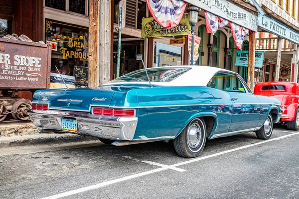 Virginia City July 2021 1966 Chevrolet Impala Hardtop Coupe Local — 스톡 사진