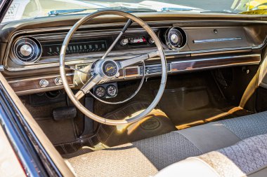 Reno, NV - 3 Ağustos 2021: 1965 Chevrolet Impala, yerel bir araba fuarında..