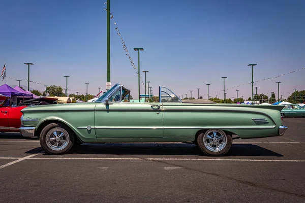 Reno Agosto 2021 1963 Mercury Comet S22 Cabrio Salone Automobilistico — Foto Stock