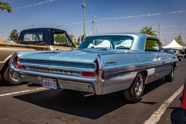 Reno Серпня 2021 1962 Pontiac Bonneville Hardtop Coupe Місцевому Автосалоні — стокове фото