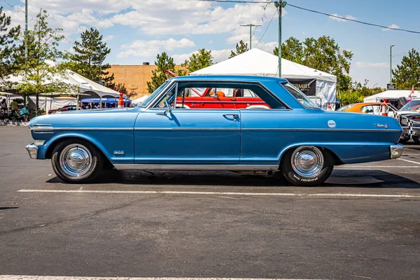 Reno August 2021 1962 Chevrolet Chevy Nova 400 Hardtop Coupe — 스톡 사진