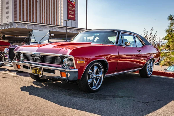 Reno Αυγούστου 2021 1971 Chevrolet Nova Hardtop Coupe Τοπική Έκθεση — Φωτογραφία Αρχείου