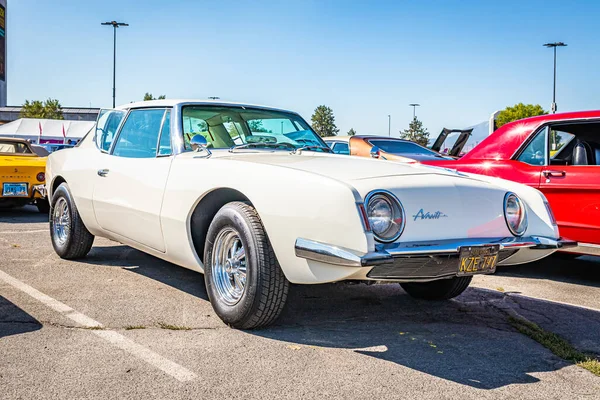 Reno Agosto 2021 1963 Studebaker Avanti Coupe Local Car Show — Foto de Stock