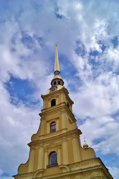 Spire da Fortaleza de Pedro e Paulo — Fotografia de Stock