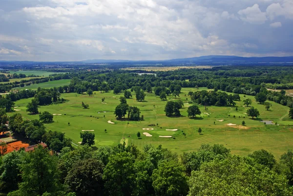 Golf alanının havadan görünümü