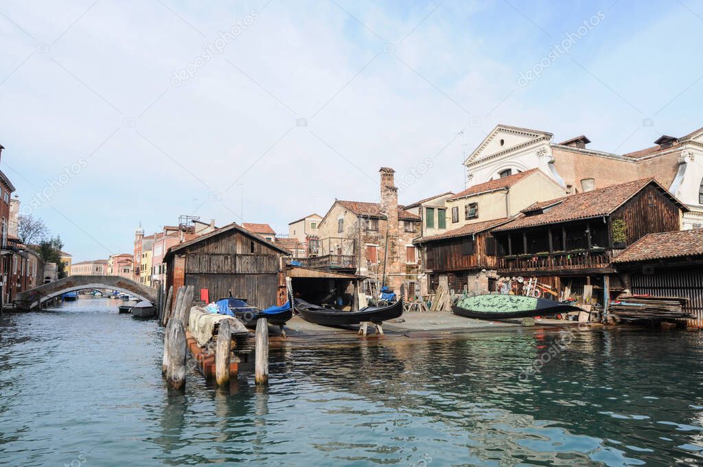 Once a maritime and commercial power and a center of glassmaking, Venice is still of great historical, cultural, social and administrative importance.