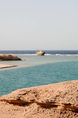 Egypt lies in Northeast Africa and a small part belongs to Asia. Egypt is called the gateway to Africa, a country with a mysterious reputation and history that began to be written at the very beginning of human civilization.