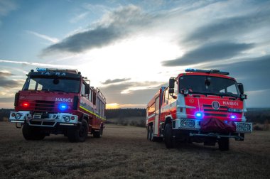 İtfaiye aracı, İtfaiye ve Gönüllü İtfaiye Ekibi 'nin itfaiye ve kurtarma operasyonları için kullandığı araçtır..