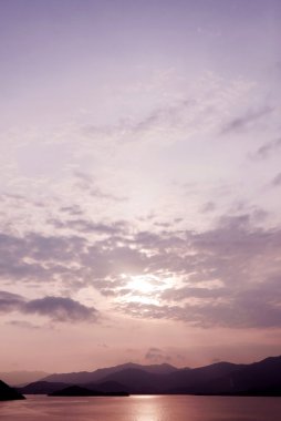 Deniz ve doğa arka plan günbatımı bulut