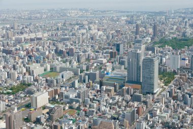 Japonya Tokyo cityscape bina, yol havadan görünümü