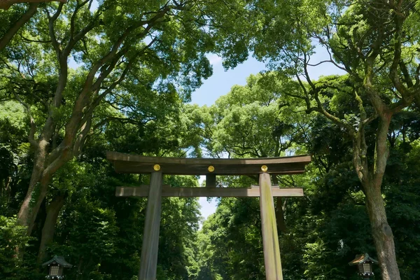 原宿の明治神宮公園ゲートの入り口 — ストック写真