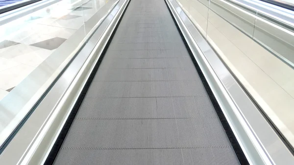 Perspektive fahrbarer Aufzug Rolltreppe — Stockfoto