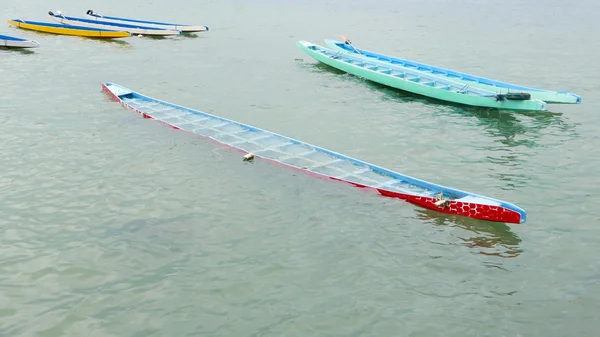 Sinked dragon boat — Stock Photo, Image