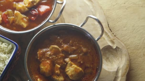 Curry indio y arroz — Vídeo de stock