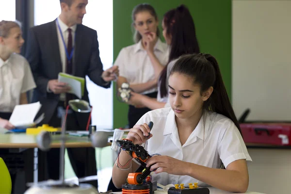 Robotic teknik i skolan — Stockfoto