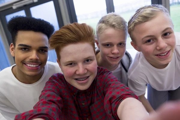 Selfie met de jongens — Stockfoto