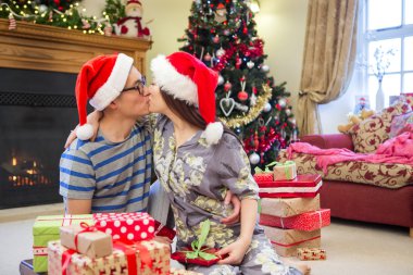Noel sabahı Kisses 