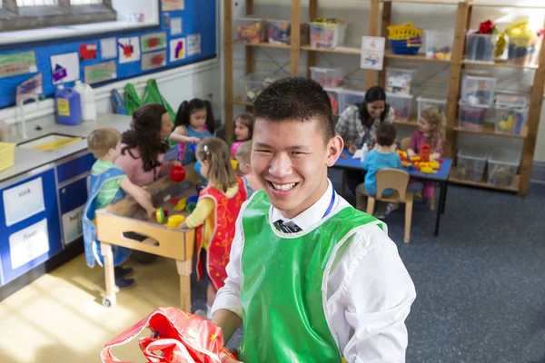 Porträt eines Lehrers — Stockfoto